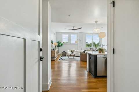 2525 COLLEGE Street unit: 2305, Jacksonville, FL 32204