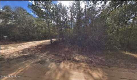 SIGMAN Street, Interlachen, FL 32140