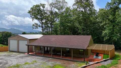 1529 Cedar View Lane, Hiawassee, GA 30546