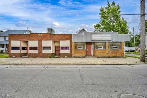 1757 Oberlin Avenue, Lorain, OH 44052