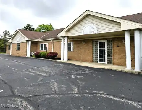 7379 Pearl Road, Middleburg Heights, OH 44130