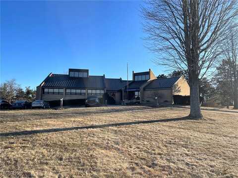 5771 Mayfair Road NW, North Canton, OH 44720