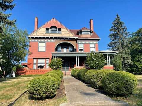 1435 Market Avenue N, Canton, OH 44714