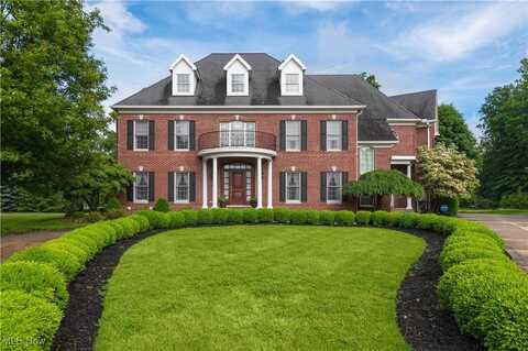 23225 Wingedfoot Drive, Westlake, OH 44145