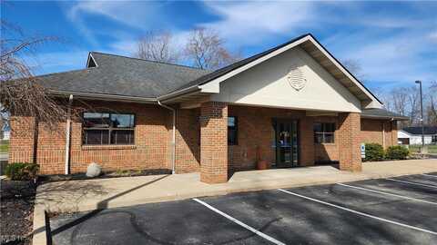 8950 Maple Grove Road, Windham, OH 44288