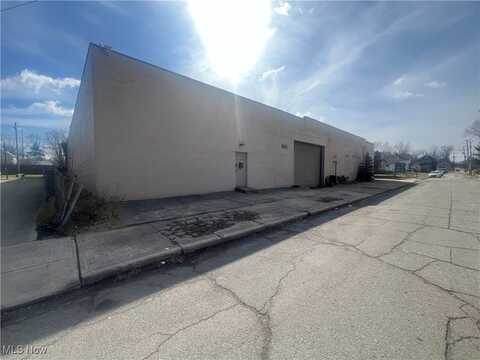 3441 E 76th Street, Cleveland, OH 44127