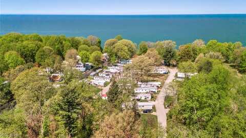 4071 Lake Road, Conneaut, OH 44030