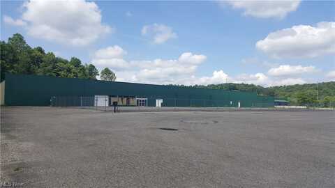 2411 E Wheeling Avenue, Cambridge, OH 43725