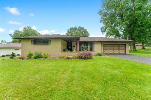 7596 Connelly Road, Masury, OH 44438