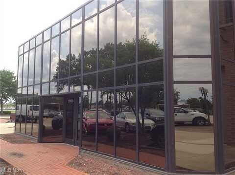 35585 Curtis Boulevard unit: B, Eastlake, OH 44095