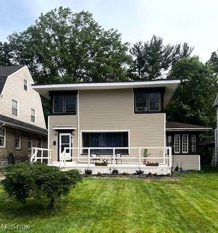 875 Hereford Drive, Akron, OH 44303