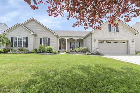 37325 Sugar Creek Lane, North Ridgeville, OH 44039