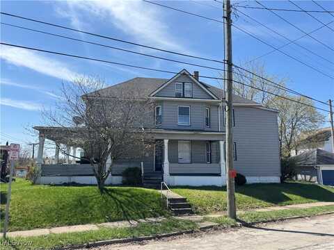 165 McDowell Avenue, Steubenville, OH 43952