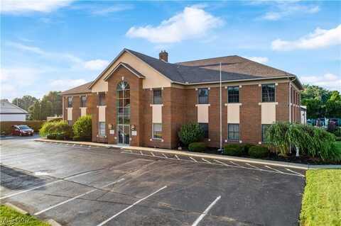 4501 Hills And Dales Road NW unit: 201, Canton, OH 44708
