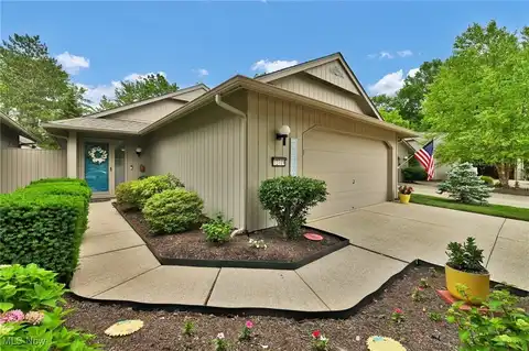 12719 Ionia Court, Strongsville, OH 44149