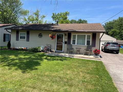 538 Stanford Avenue, Elyria, OH 44035