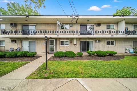 1372 Golden Gate Boulevard, Mayfield Heights, OH 44124