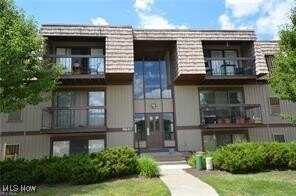 9640 Cove Drive unit: A27, North Royalton, OH 44133