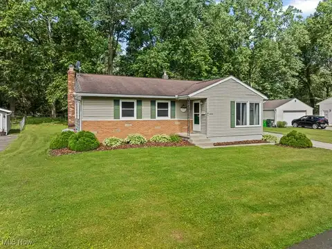 4000 Kenneth Road, Stow, OH 44224