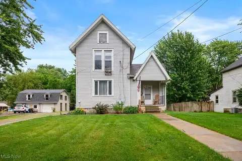 124 Wheeling Avenue, Wellington, OH 44090