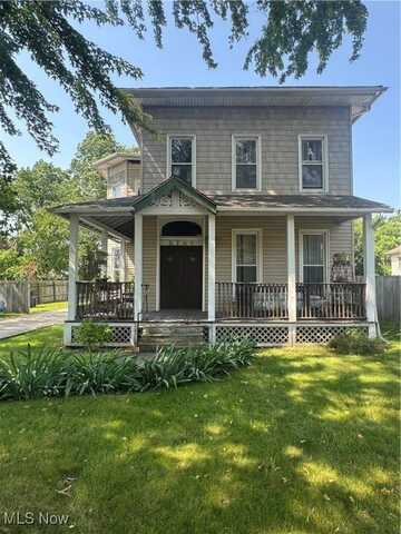 5705 Whittier Avenue, Cleveland, OH 44103