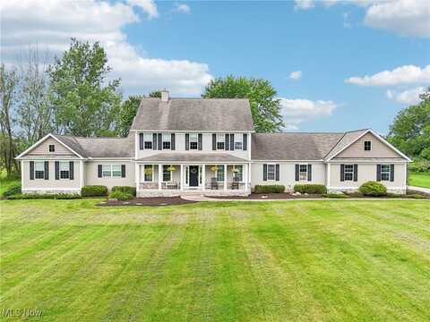 15400 Overture Drive, Newbury, OH 44065