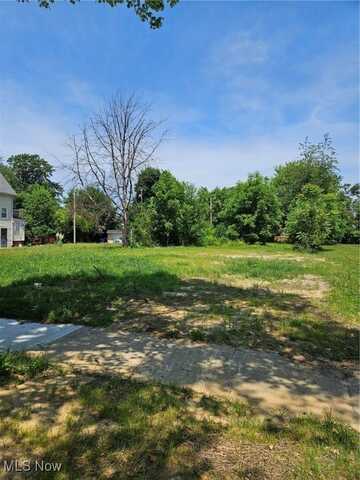10835 Orville Avenue, Cleveland, OH 44106