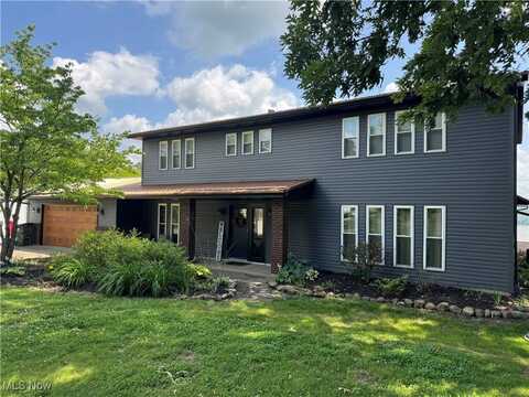 5605 Pleasant View Drive, Nashport, OH 43830