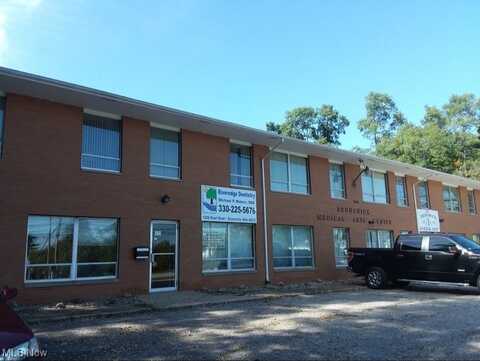 1026 Pearl Road unit: 103, Brunswick, OH 44212