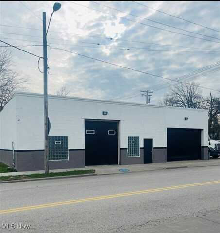 1217 Hayden Avenue, Cleveland, OH 44110