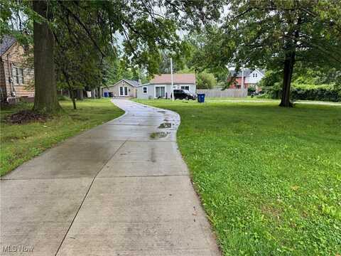 18024 Marcella Road, Cleveland, OH 44119