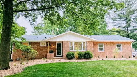 8208 Milmont Street NW, Massillon, OH 44646