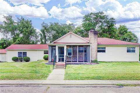 731 Dewalt Street SE, Massillon, OH 44646
