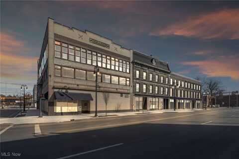 120-130 Erie Street S, Massillon, OH 44646