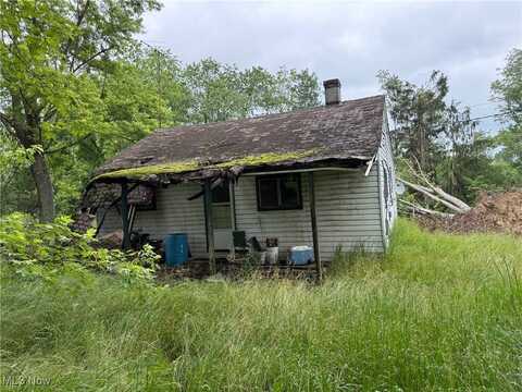 49640 Cherry Valley Road, Cadiz, OH 43907