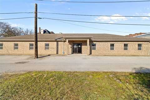 112 W Fourth Street, East Liverpool, OH 43920