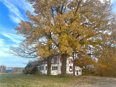 5662 N Ridge Road, Madison, OH 44057