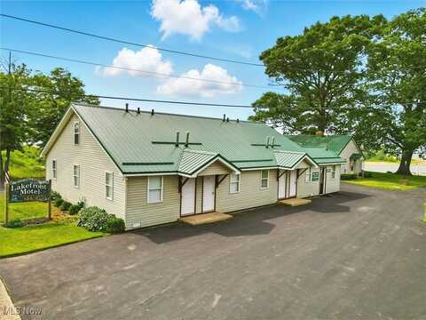298 Park Avenue, Conneaut, OH 44030
