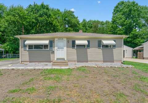 5318 Pinecrest Avenue, Youngstown, OH 44515
