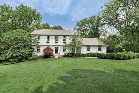 75 Kenton Road, Chagrin Falls, OH 44022