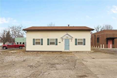 156 W Ohio Avenue, Sebring, OH 44672