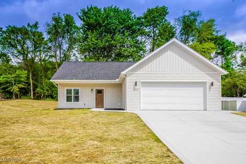 5163 Francesca Street, Louisville, OH 44641