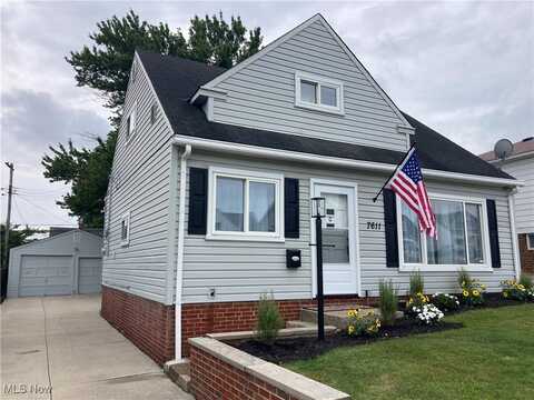7611 Liberty Avenue, Parma, OH 44129