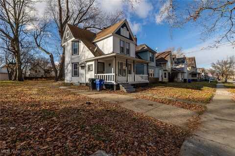 3888 W 37th Street, Cleveland, OH 44109