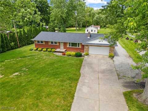 10007 Portage Street NW, Canal Fulton, OH 44614