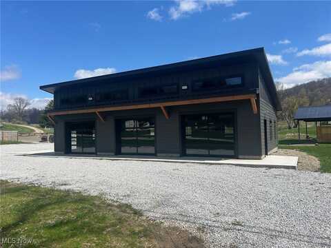 2657 NE PLEASANT VALLEY Road, New Philadelphia, OH 44663