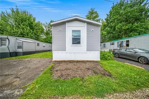 15 Eddie Road, Madison, OH 44057