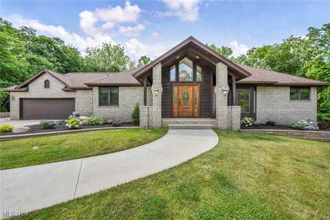 7454 Euclid Chardon Road, Kirtland, OH 44094