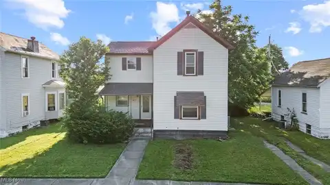 409 Kelly Street NW, New Philadelphia, OH 44663
