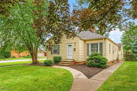 907 Hillsdale Avenue, Parma, OH 44134